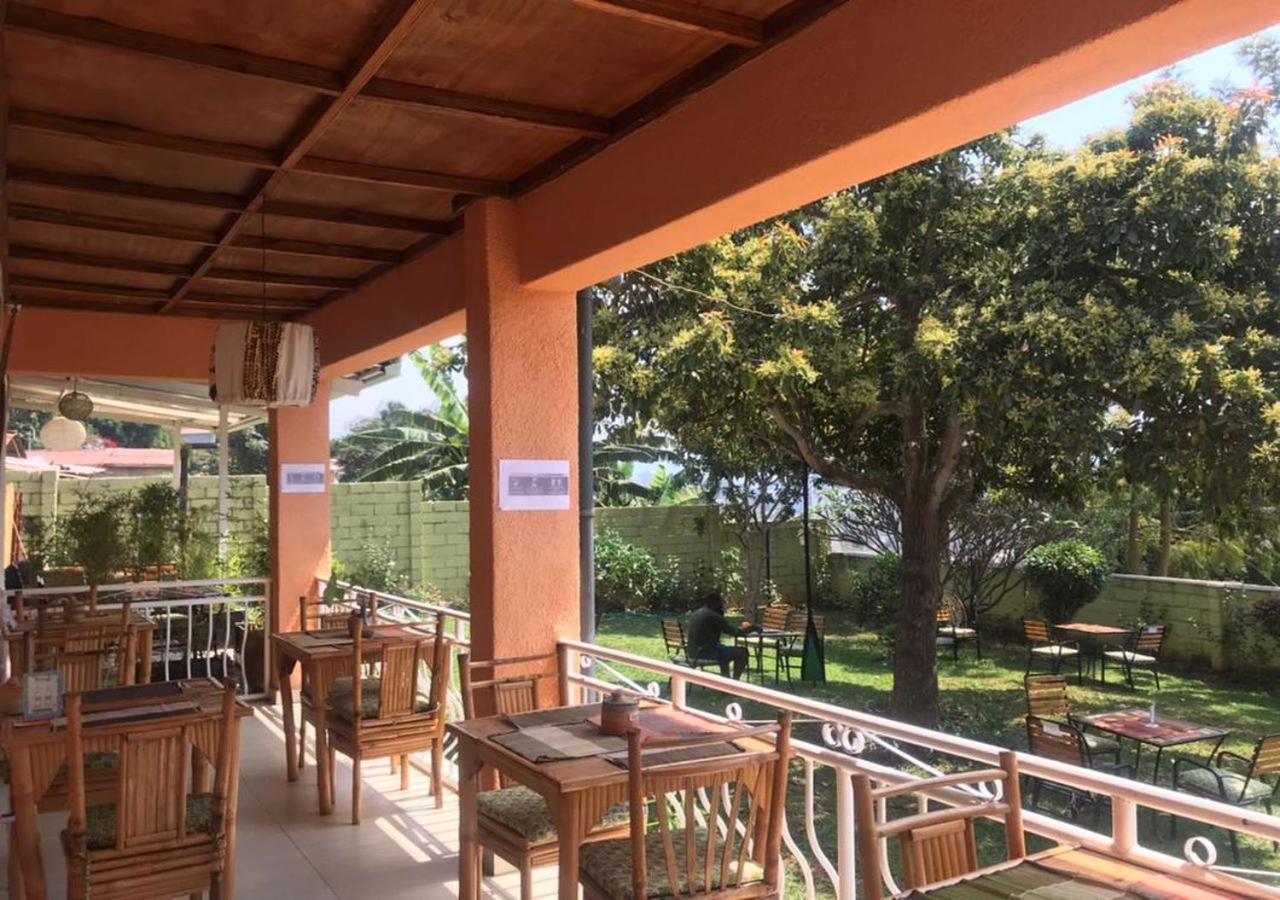 Tea House Bnb Kigali Buitenkant foto