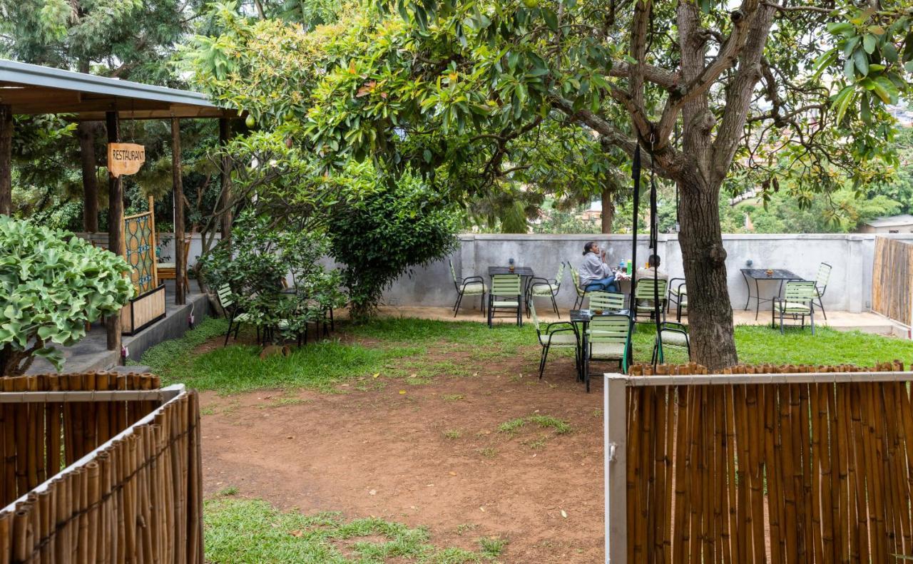 Tea House Bnb Kigali Buitenkant foto